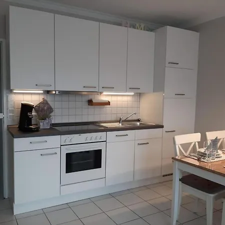 39 Apartment *